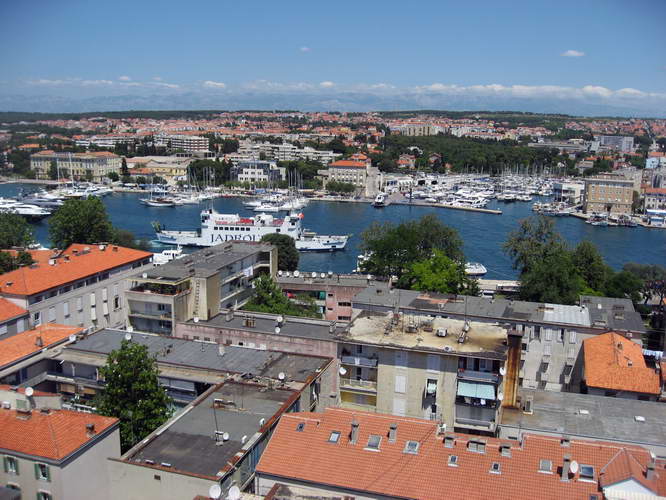 Kroatien-2010-012.JPG - Blick vom Glockenturm über Zadar