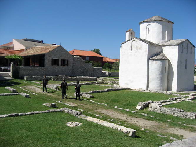 Kroatien-2010-017.JPG - die kleinste Kathedrale der Welt