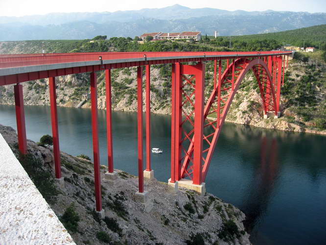 Kroatien-2010-110.JPG - die Brücke bei Maslenica