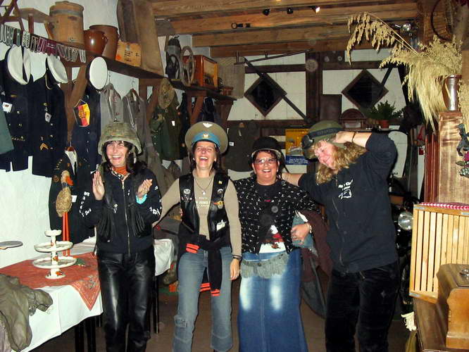 Party-Specki-2004-20.JPG