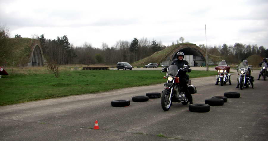 Fahrsicherheitstraining-Aprli-2008-14.jpg