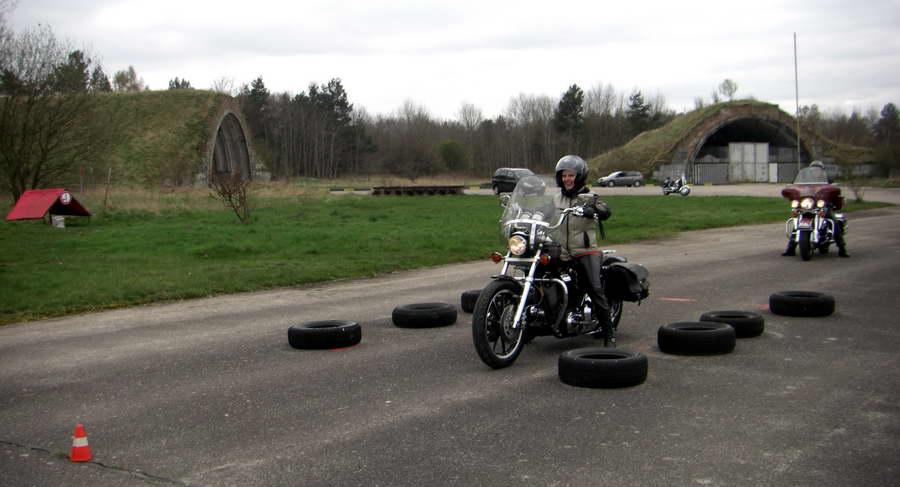 Fahrsicherheitstraining-Aprli-2008-15.jpg