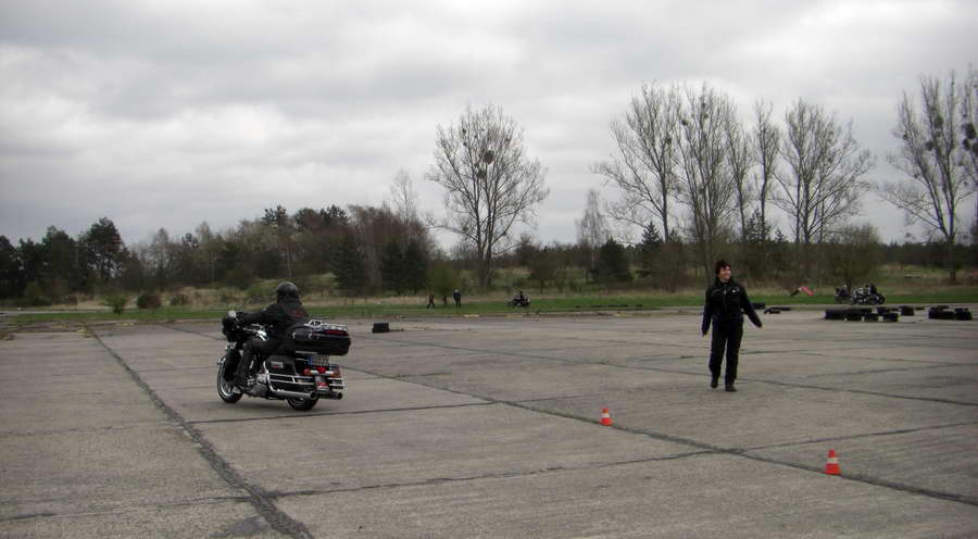 Fahrsicherheitstraining-Aprli-2008-21.jpg