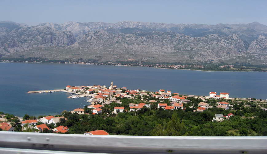 Kroatien-2010-122.JPG - Blick von Pag über den Velebitski Kanal