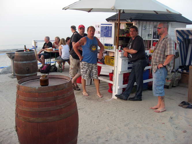 Kuebo-Juli-2010-30.jpg - nochmals Prost