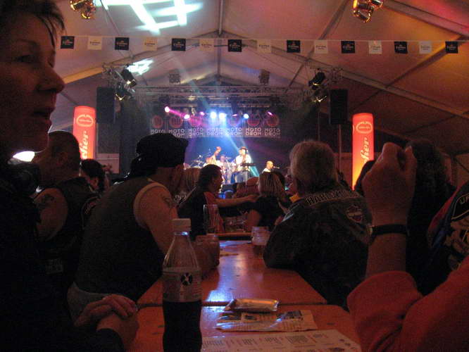 Faak-2011-055.JPG - hier "brannte die Luft"