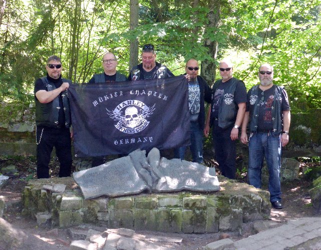 Polen-2015-45.jpg - 70 Jahre und ein Tag nach dem 20. Juli 1944 am Ort des Attentats