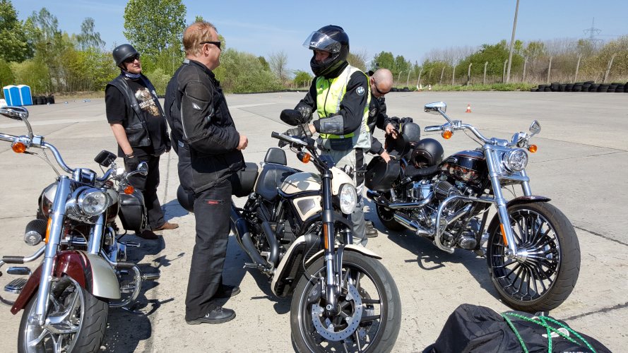 Fahrsicherheitstraining-2016-08.jpg