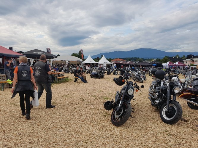 Faaker-See-2017-32.jpg - im Harley Village
