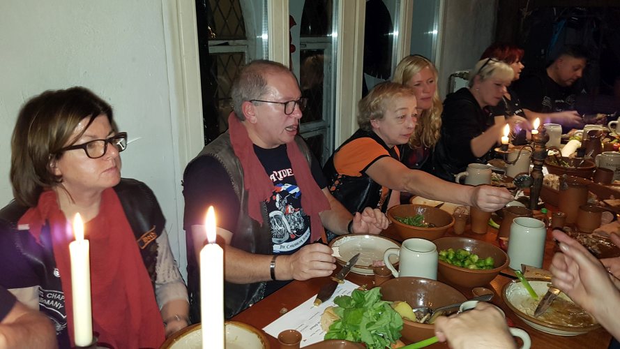 Weihnacht-2018-19.jpg
