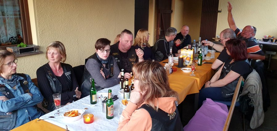 Osterfeuer-2019-02.jpg