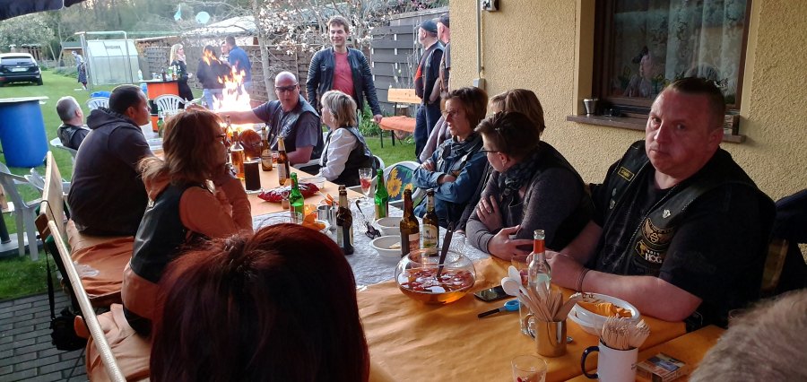 Osterfeuer-2019-03.jpg