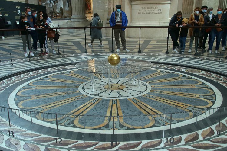 Paris-50.jpg - der Beweis der Rotation unserer Erde
