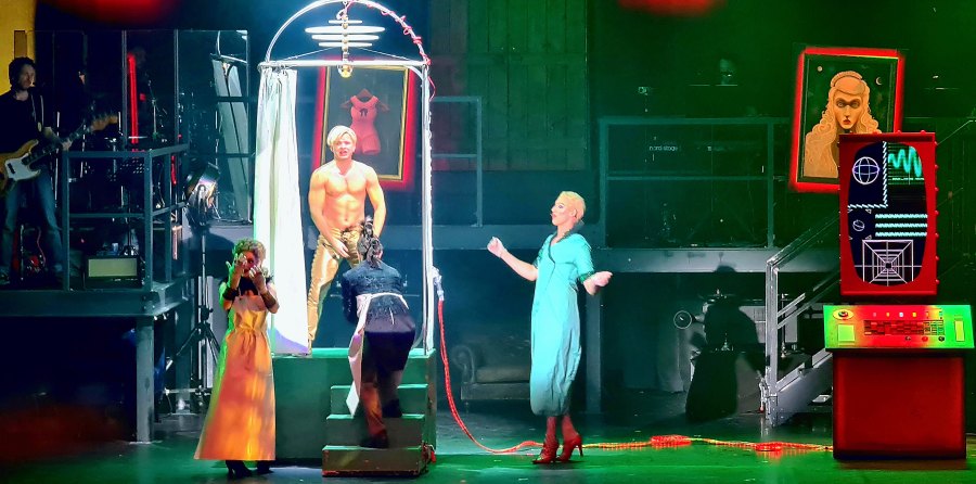 Rocky-Horror-Tour-33.jpg