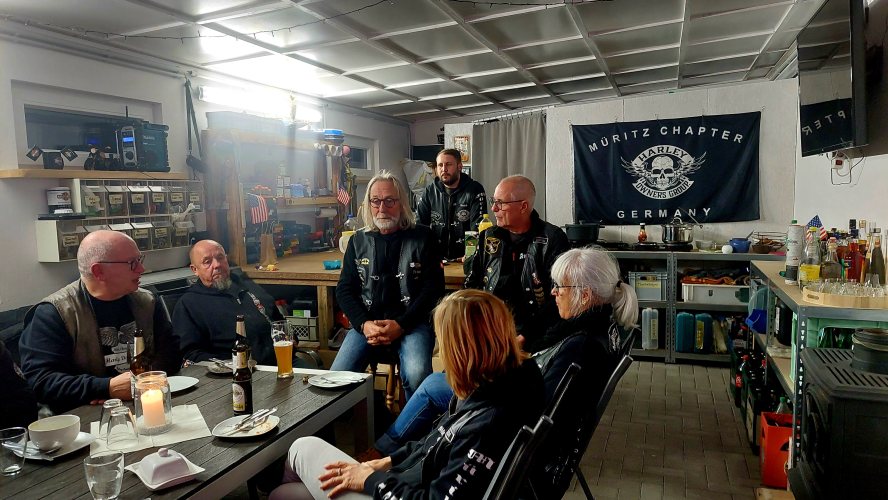Stammtisch im Oktober-2.jpg