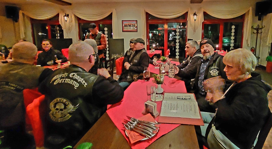 Weihnachtsfeier-2024-03.jpg