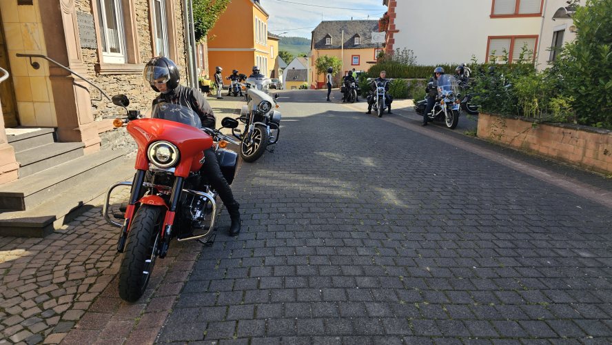 Harley-und-Wein-44.jpg