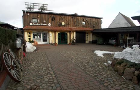 Eingang zur Bierstube