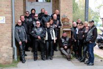 vor dem Weihnachtspostamt 