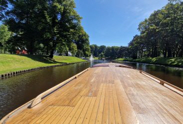 auf dem Stadtkanal