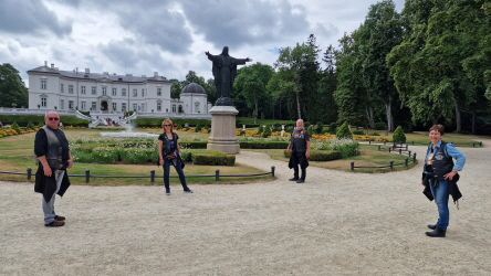 Schlopark im Botanischen Garten mit Bernsteinmuseum