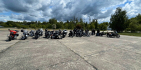 auf dem Gel�nde des Flugplatzes L�rz