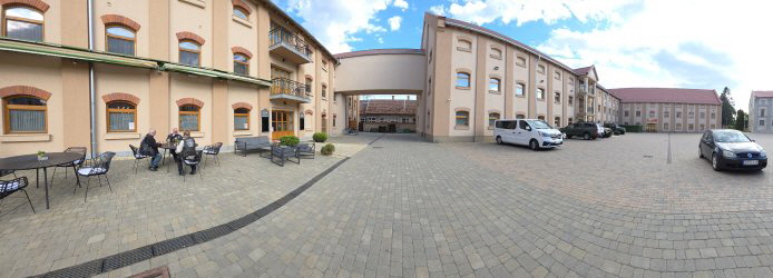 im Hotel in Vasarosnameny in Ungarn