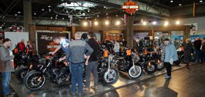 bei HD auf der Leipziger Motorradmesse