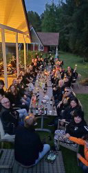 abends wieder Party