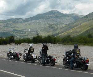 Albanien