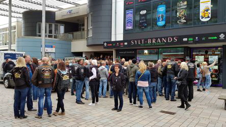 vor der gro�en Party