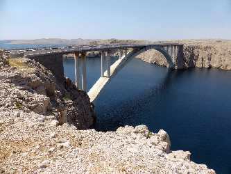 die Brcke zur Insel Pag