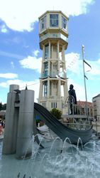 Wasserturm mit Kaffee